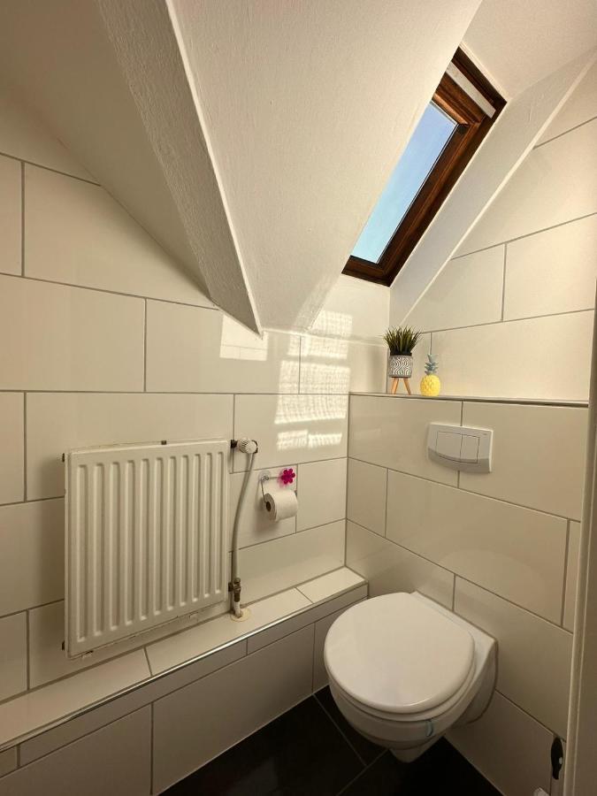 Zimmer Im Zentrum - In Der Naehe Zum Hauptbahnhof Paderborn Eksteriør billede